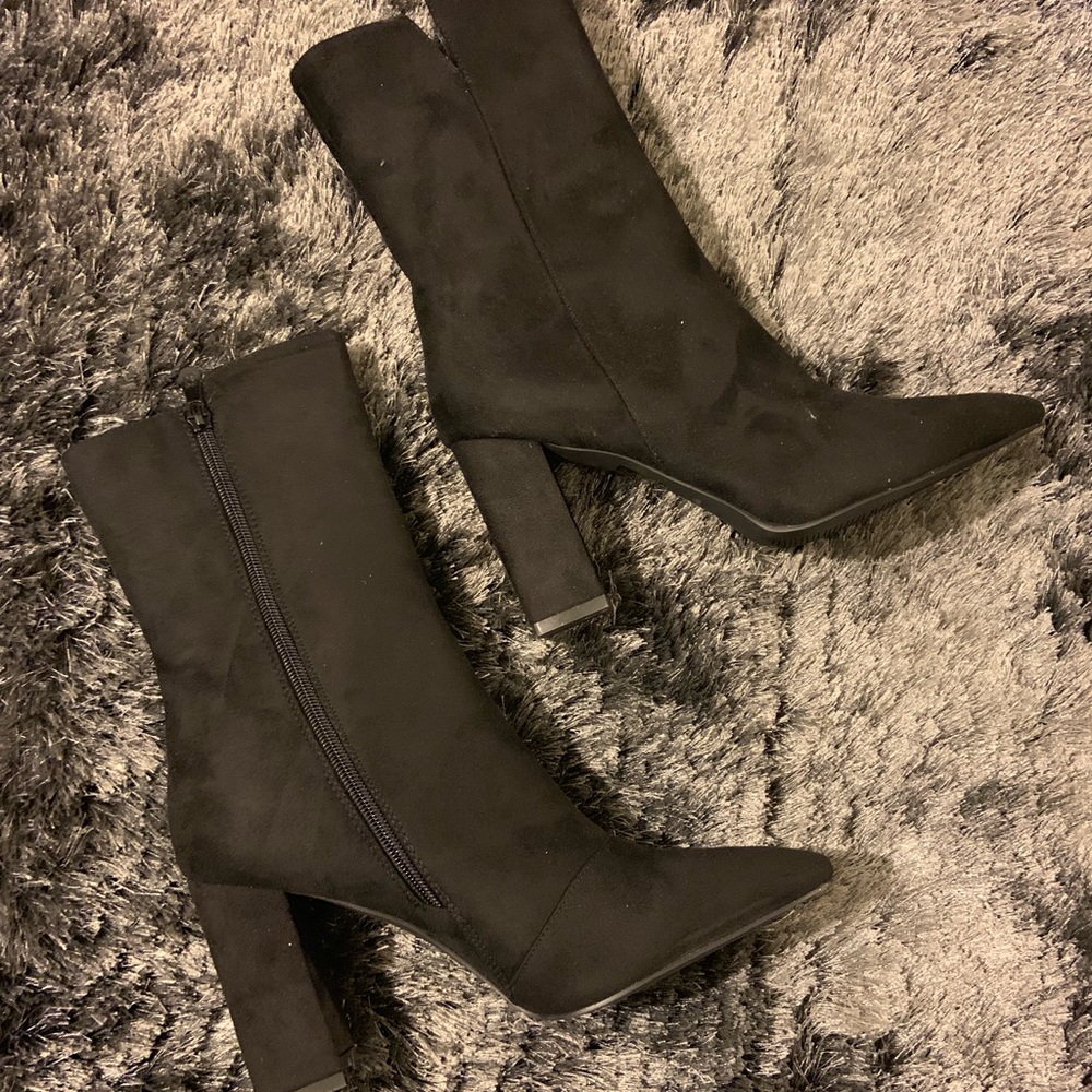 Black boots